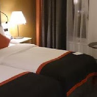 夜間飛行西餐廳