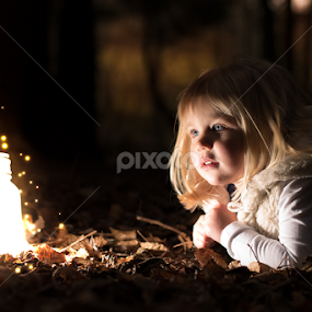 Christmas Sessions by Dominic Lemoine Photography - Babies & Children Child Portraits