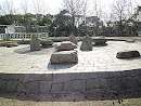 鶴見緑地公園 Stone Circle