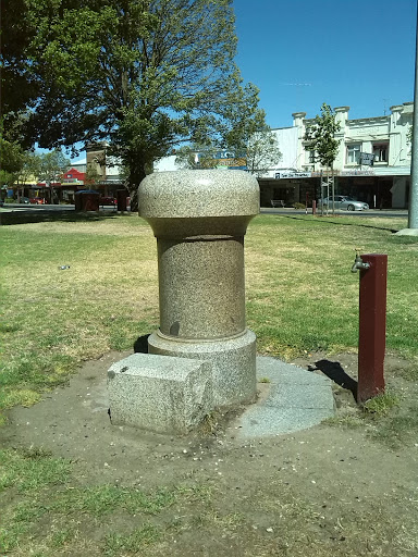 Colac Public Fountain