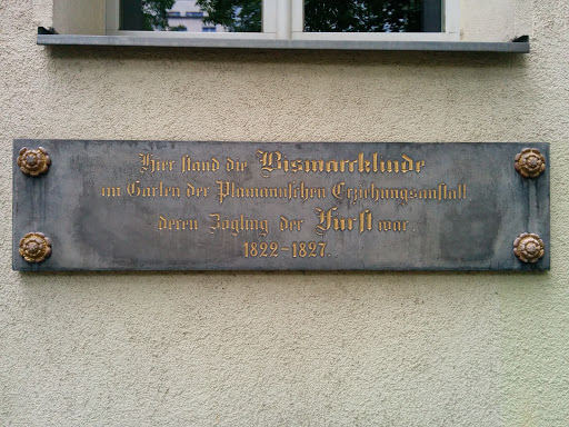 Memorial to Bismarck Linde