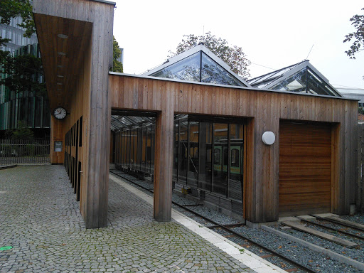 Palmen Express Bahnhof