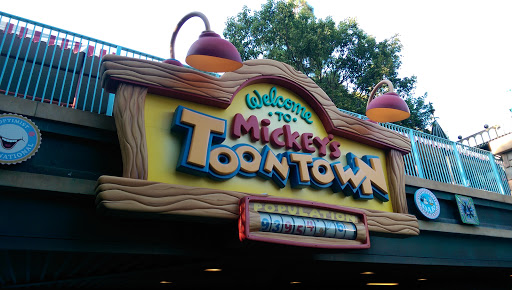 Disneyland  Mickey's Toontown