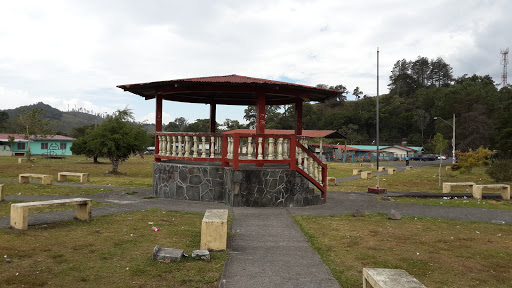 Gazebo Parque Volcan