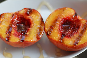 Grilled Peaches with Brown Sugar and Honey