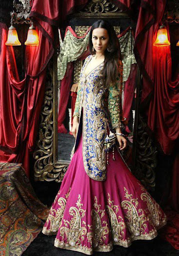 Designer Lehengas