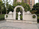 Angel gate