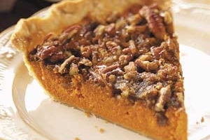 Pecan-Topped Carrot Pie