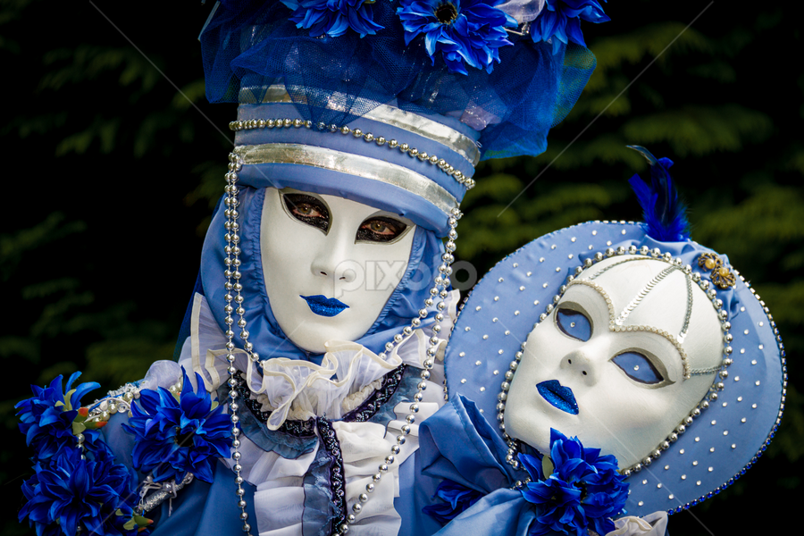 Twin masks by Arti Fakts - News & Events World Events