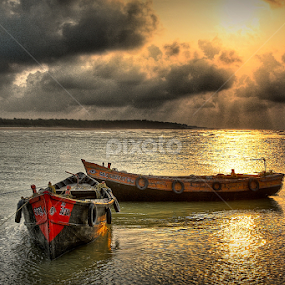 by Ravi Kashyap - Landscapes Waterscapes