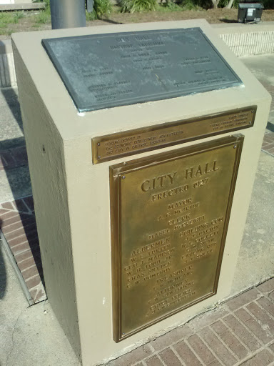 City Hall Monument
