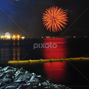 by Joey Tomas - City,  Street & Park Night