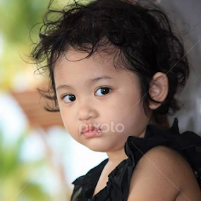 by Wan Azizul Azar Aziz - Babies & Children Child Portraits