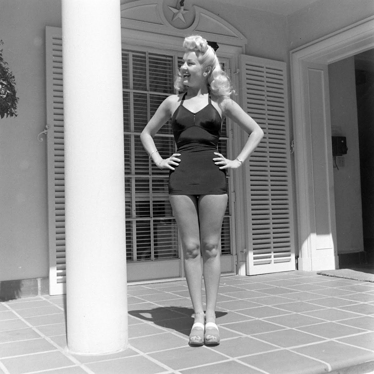 Betty Grable's Legs - Walter Sanders — Google Arts & Culture