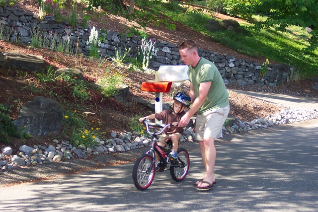 [Matt's First Bike Ride 6-07 (5)[2].jpg]