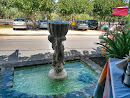 Fountain in front of Gregoris Taverna