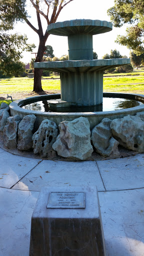Hensley Fountain
