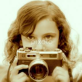 Portrait by Ashok Saini - Black & White Portraits & People