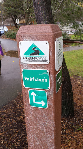 Trail Marker to Fairhaven