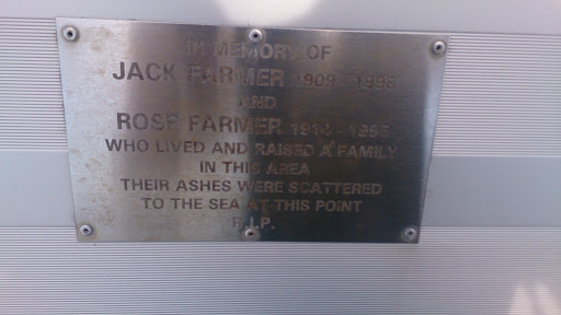 Memorial to Jack and Rose Farmer