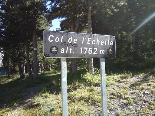 Col De L' Echelle