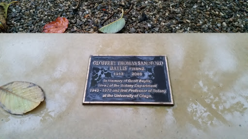 Geoffrey Thomas Sandford Baylis Memorial