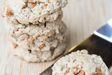 Oatmeal Cinnamon Chip Cookies