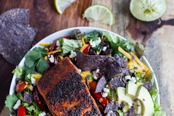 Chile Lime Salmon Fajita Salad with Cilantro Lime Vinaigrette.
