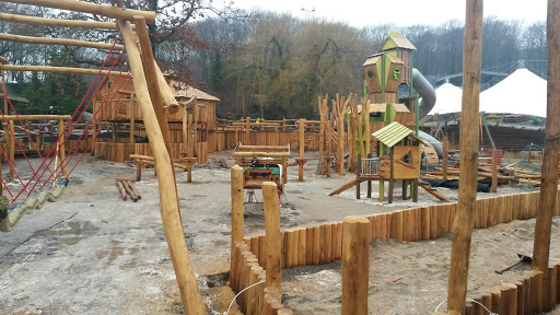 Zoo Playground