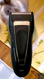 Handy Razor poster 2