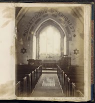 Interieur van de Sint Petruskerk in Seaview op het Isle of Wight tijdens Kerstmis