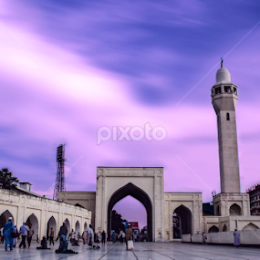 A portion of Baitul Mukarram by Toufique E Joarder - Novices Only Landscapes