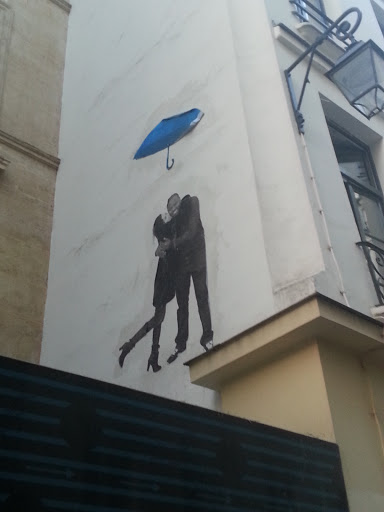les amoureux au parapluie bleu