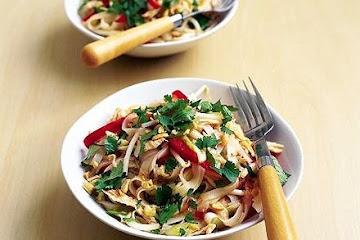 Peanut chicken with noodles