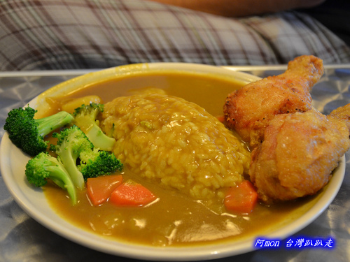 狗尾巴~親民價格且餐點多樣的咖哩輕食店