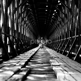 by Yogas Dwi - Black & White Street & Candid