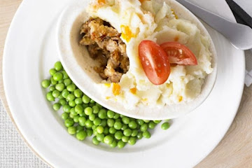 Sausage & mash pies