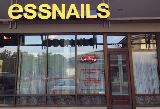 essnails logo