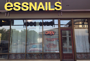 essnails logo