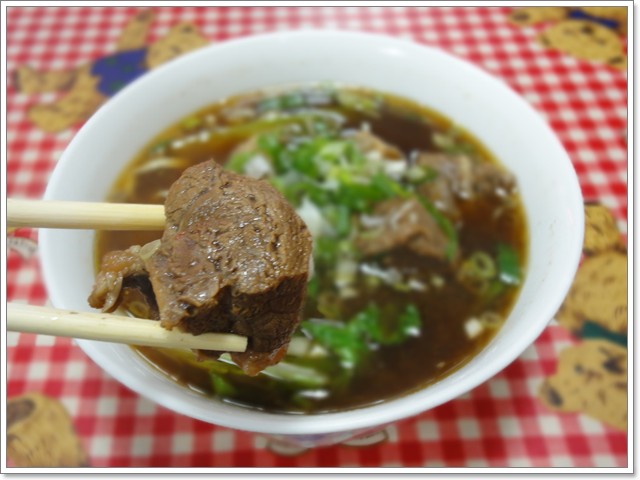 樹林 宏記牛肉飯麵專賣店～多層次的驚奇牛肉湯頭