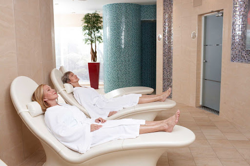 Oasis-of-the-Seas-Vitality-Spa-thermal-suite - Vitality Spa's Thermal Suite aboard Oasis of the Seas has heated lounge chairs, saunas and steam rooms.