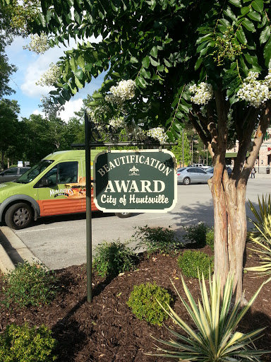 Perimeter Parkway Beautification Award