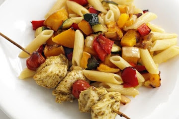 Pesto chicken kebabs with roasted veg pasta