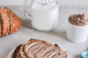 Milk Chocolate Cashew Butter