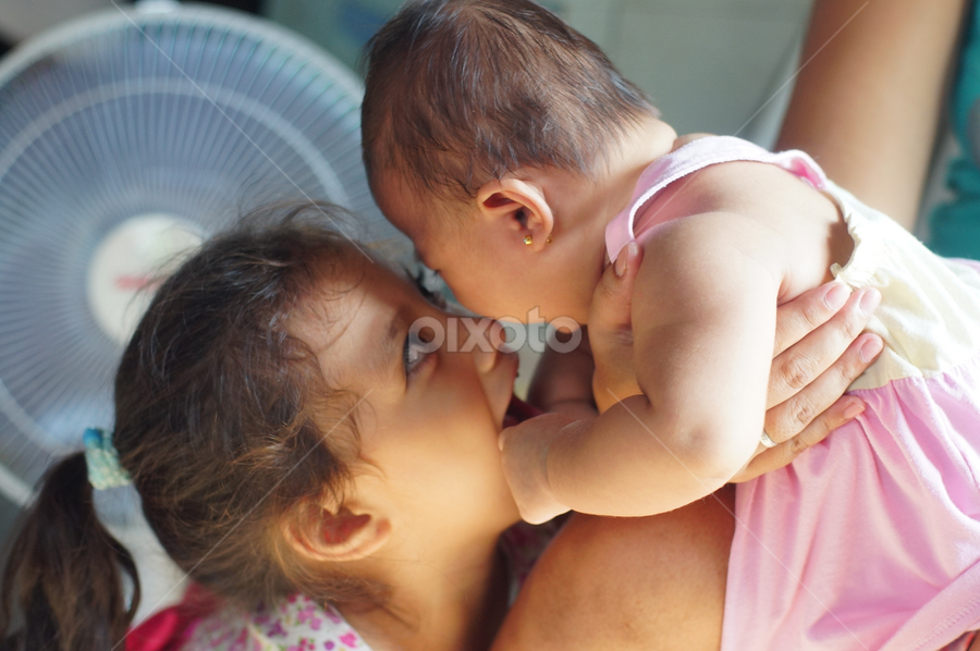 Playing with my Baby sister by Cesar Cambay - Babies & Children Children Candids