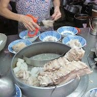 【寧夏夜市】鴨頭正二代滷肉飯