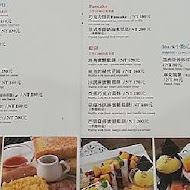 鯊魚咬吐司