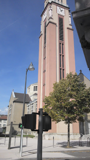Église Sainte-Jeanne D'Arc