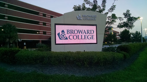 Broward College Western Entrance