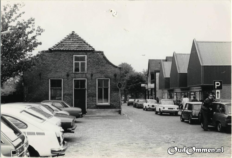 KS011-1bw--.jpg